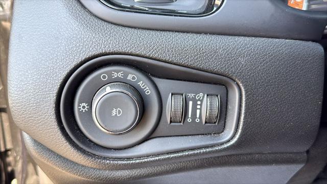 2023 Jeep Renegade Altitude 4x4