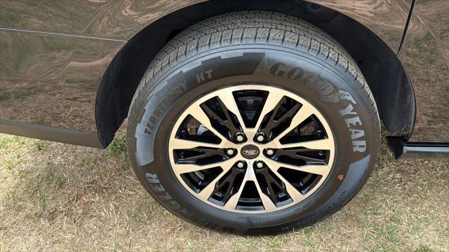 2025 Ford Expedition Platinum MAX