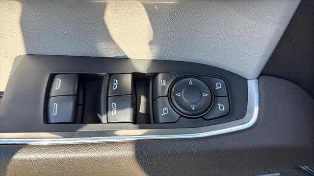 2024 Chevrolet Silverado 1500 2WD Crew Cab Short Bed LTZ