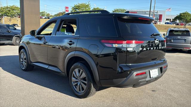 2024 Nissan Pathfinder SV FWD