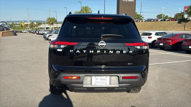 2024 Nissan Pathfinder SV FWD
