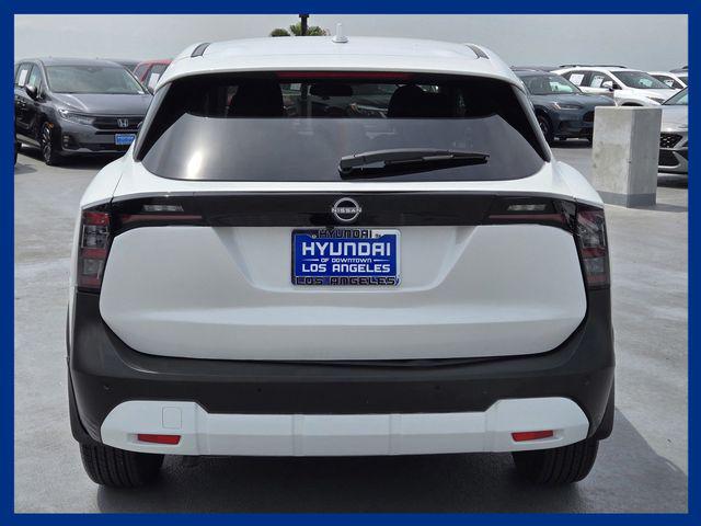 2025 Nissan Kicks SV FWD