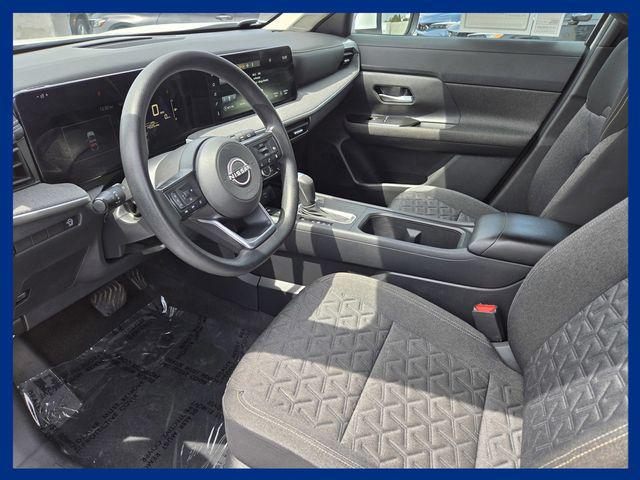 2025 Nissan Kicks SV FWD