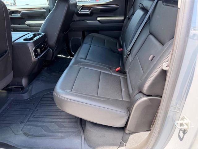 2024 GMC Sierra 1500 4WD Crew Cab Short Box Elevation with 3SB