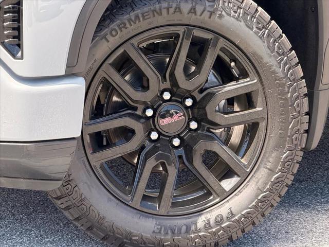 2024 GMC Sierra 1500 4WD Crew Cab Short Box Elevation with 3SB