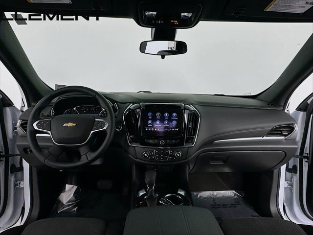 2023 Chevrolet Traverse FWD LT Cloth