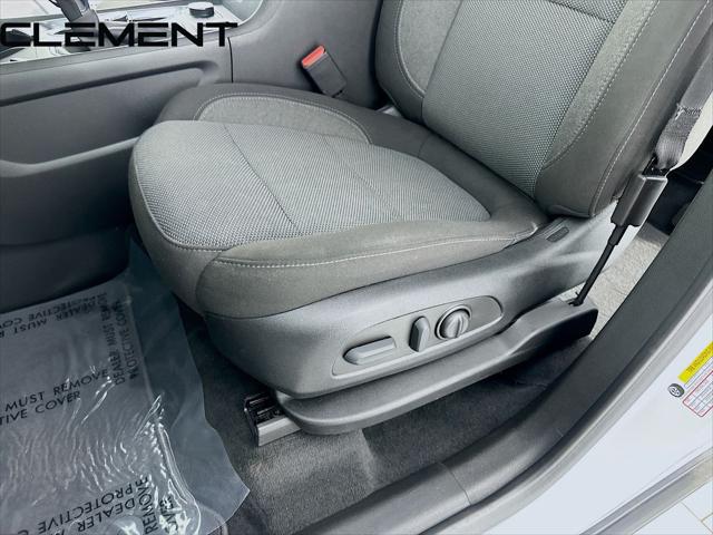2023 Chevrolet Traverse FWD LT Cloth
