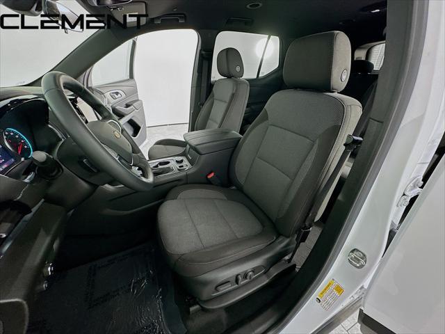 2023 Chevrolet Traverse FWD LT Cloth