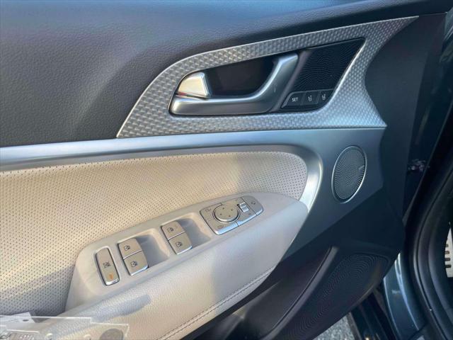 2023 Genesis G70 2.0T AWD