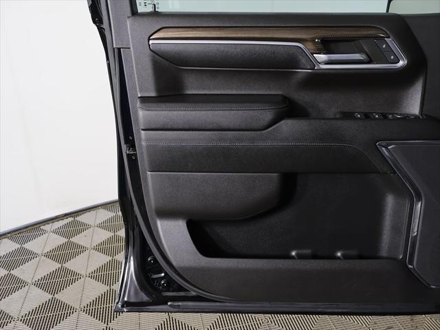 2024 Chevrolet Silverado 1500 4WD Crew Cab Short Bed LT with 2FL