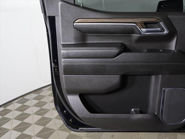 2024 Chevrolet Silverado 1500 4WD Crew Cab Short Bed LT with 2FL