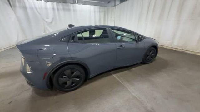 2025 Toyota Prius Plug-In SE