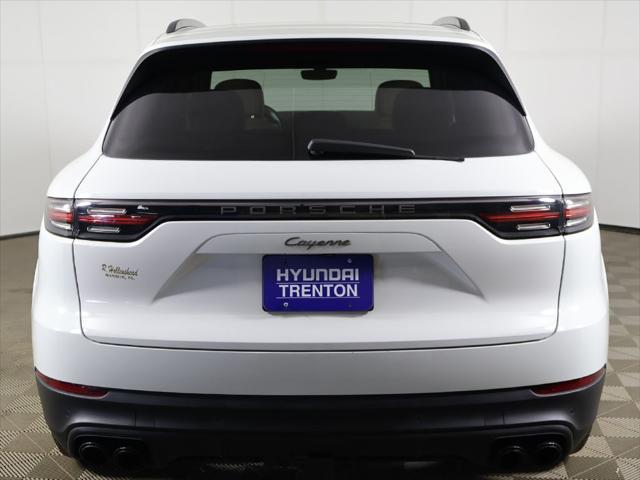 2022 Porsche Cayenne Platinum Edition