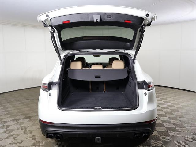 2022 Porsche Cayenne Platinum Edition