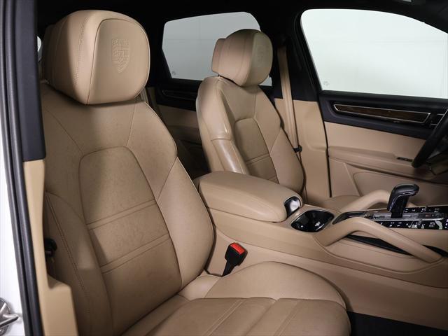 2022 Porsche Cayenne Platinum Edition