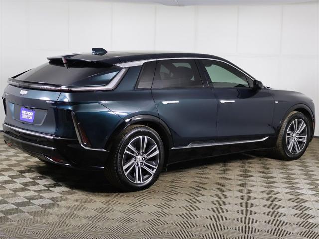 2024 Cadillac iQ Luxury w/1SC