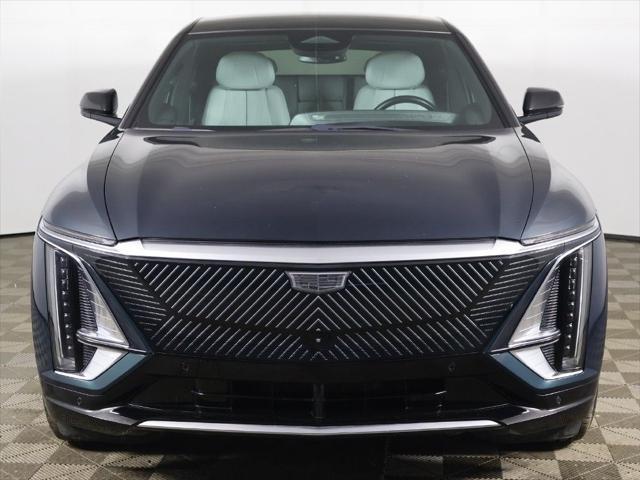 2024 Cadillac iQ Luxury w/1SC