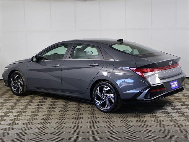2024 Hyundai Elantra Hybrid Limited