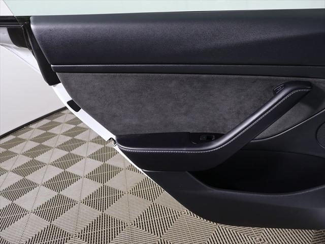 2022 Tesla Model 3 Long Range Dual Motor All-Wheel Drive