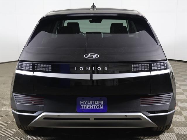 2022 Hyundai IONIQ 5 SE Standard Range