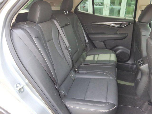 2023 Buick Envision Essence FWD