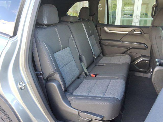 2026 GMC Acadia Elevation FWD