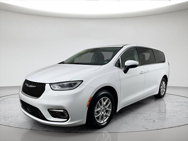 2023 Chrysler Pacifica Touring L for sale in LONGVIEW, WA