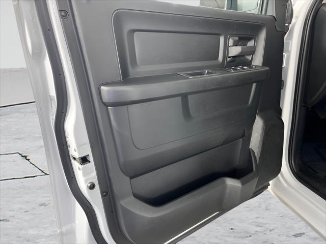 2023 Ram 1500 Classic Tradesman Crew Cab 4x4 5'7" Box