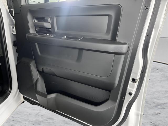 2023 Ram 1500 Classic Tradesman Crew Cab 4x4 5'7" Box
