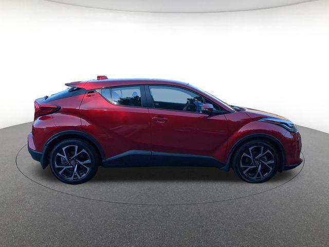 2022 Toyota C-HR XLE