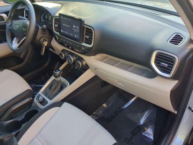 2023 Hyundai Venue SEL