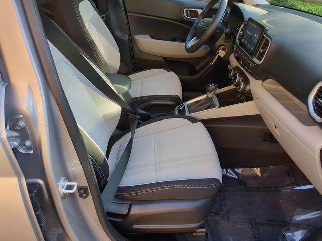 2023 Hyundai Venue SEL