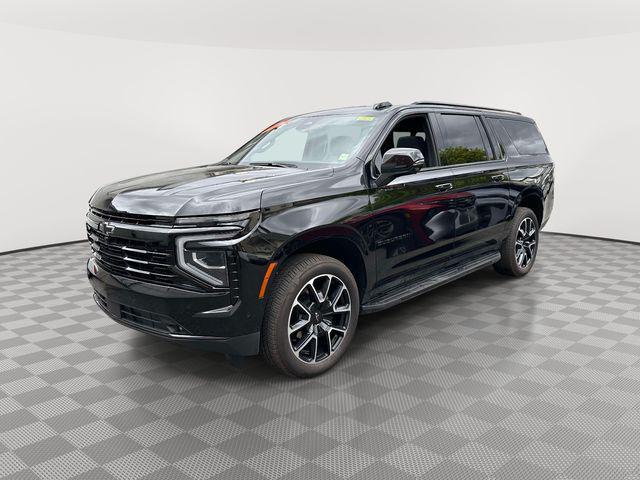 2026 Chevrolet Suburban RST, 4WD