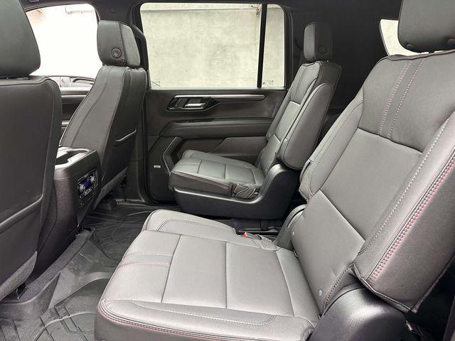 2026 Chevrolet Suburban RST, 4WD