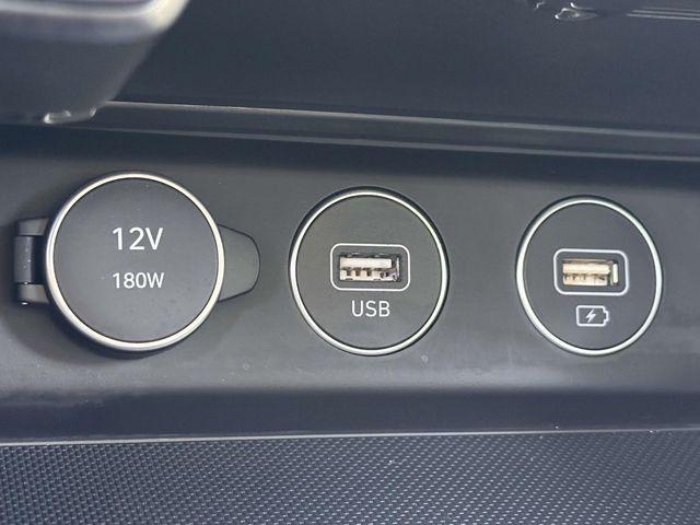 2023 Genesis G70 2.0T AWD