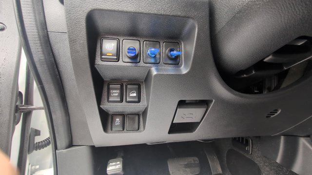 2023 Nissan Frontier Crew Cab SV 4x4