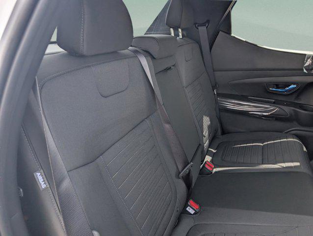 2025 Hyundai Santa Cruz SE