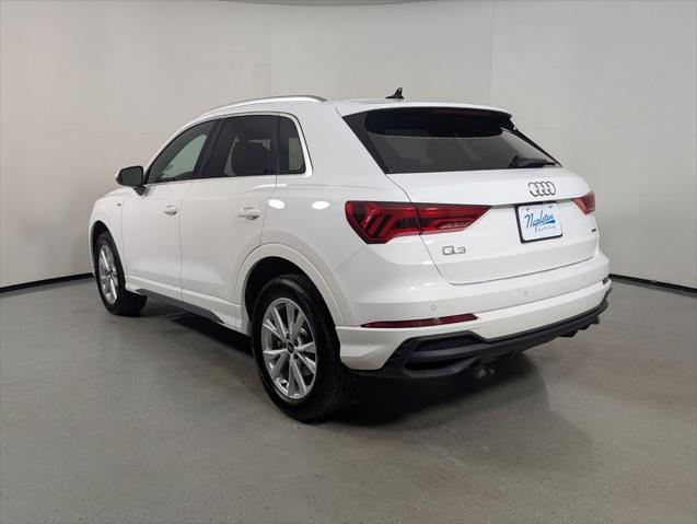 2025 Audi Q3 Premium 45 TFSI S line quattro Tiptronic