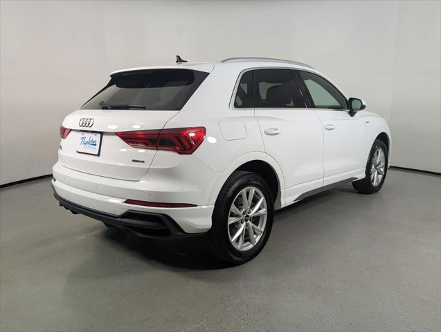 2025 Audi Q3 Premium 45 TFSI S line quattro Tiptronic