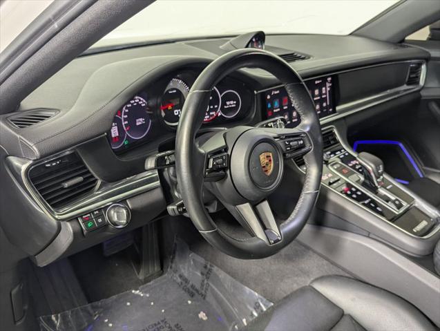 2023 Porsche Panamera Platinum Edition