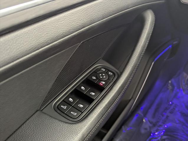 2023 Porsche Panamera Platinum Edition