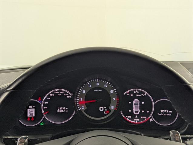 2023 Porsche Panamera Platinum Edition