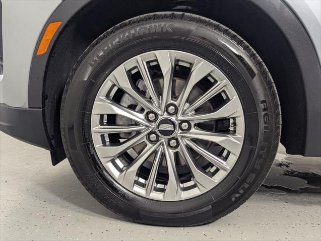 2024 Cadillac XT4 FWD Premium Luxury
