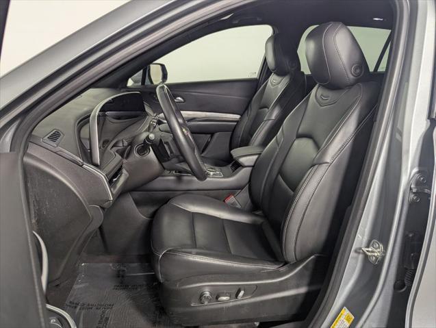 2024 Cadillac XT4 FWD Premium Luxury