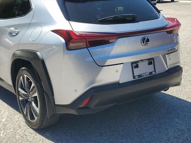 2023 Lexus UX 250h FWD