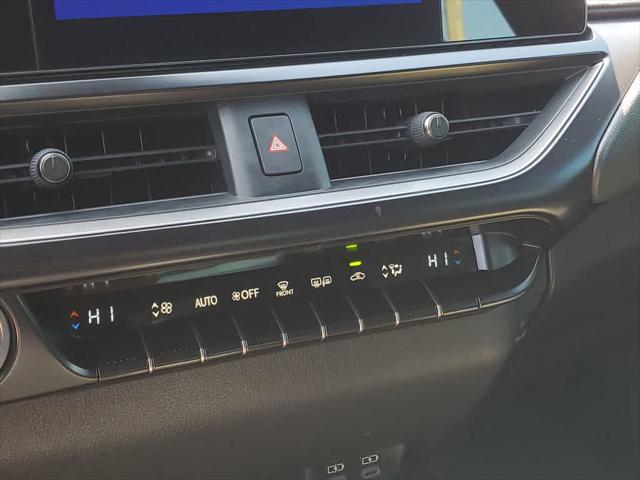 2023 Lexus UX 250h FWD