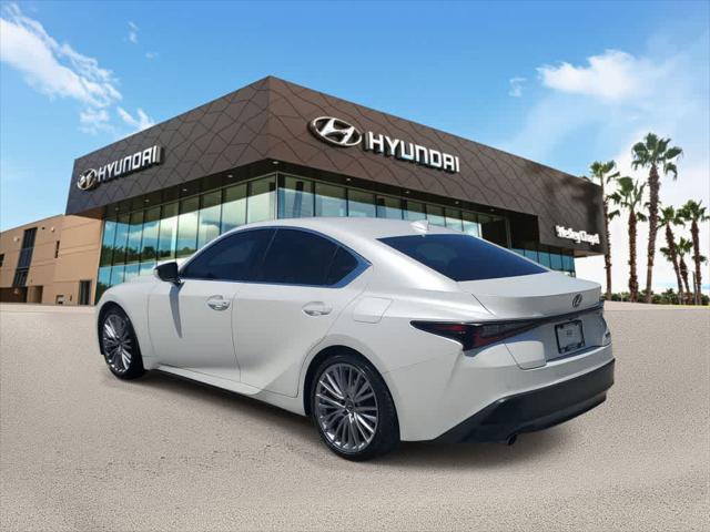 2025 Lexus IS 300 RWD