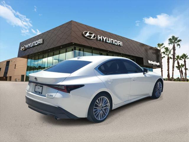 2025 Lexus IS 300 RWD