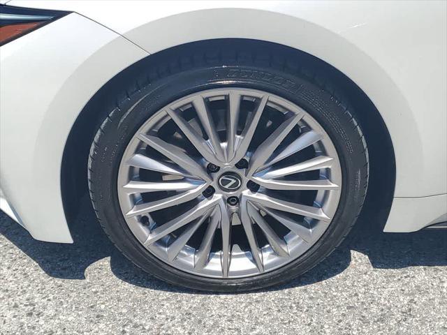 2025 Lexus IS 300 RWD