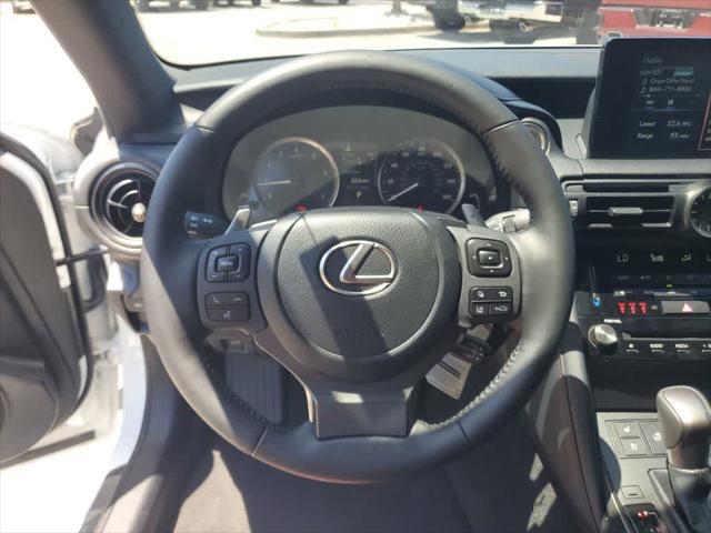 2025 Lexus IS 300 RWD